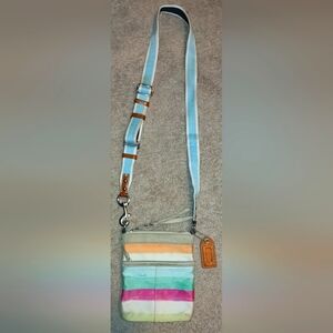 COACH HAMPTON STRIPE WATERCOLOR SWINGPACK/CROSSBODY BAG.